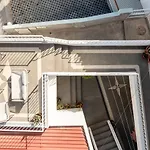 Bay View Traditional House In Center شقة