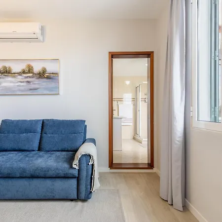 Bay View Traditional House In Center * Camara de Lobos