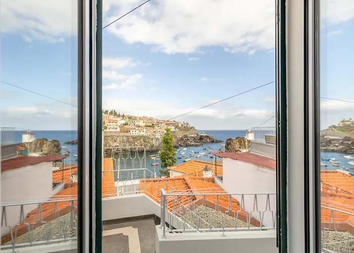 Bay View Traditional House In Center Apartment Camara de Lobos